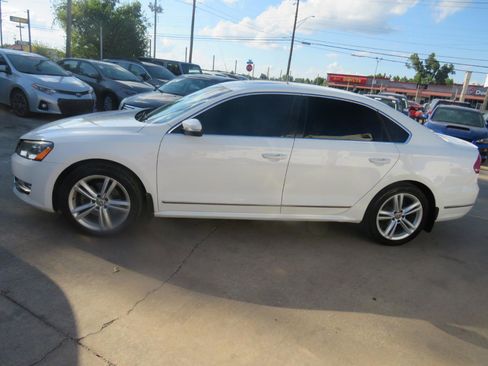 Used 2013 Volkswagen Passat TDI SEL Premium image 38