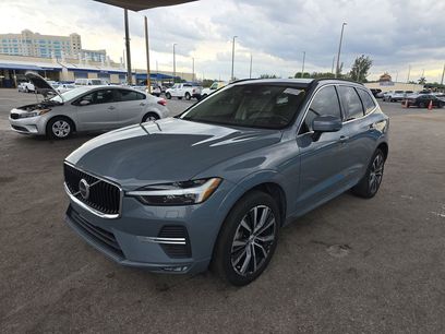 Used 2022 Volvo XC60 B5 Momentum w/ Climate Package