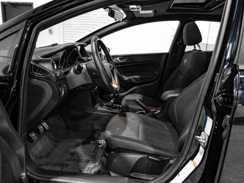 Used 2017 Ford Fiesta ST FWD image 33