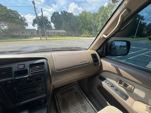 Used 1999 Toyota 4Runner SR5 RWD image 25