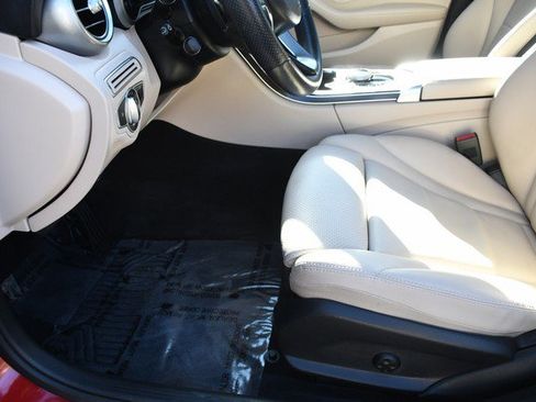 Used 2018 Mercedes-Benz C 300 4MATIC Sedan image 15