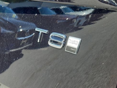 New 2026 Volvo XC90 T8 Ultra w/ Protection Package Premier image 4