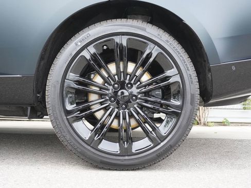 New 2026 Land Rover Range Rover SE AWD/4WD image 35