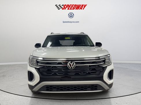 New 2026 Volkswagen Atlas Peak Edition AWD/4WD image 13