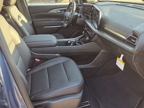 New 2026 Chevrolet Traverse LT w/ Midnight/Sport Edition image 15