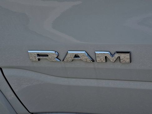 Used 2025 RAM 1500 Big Horn AWD/4WD image 29