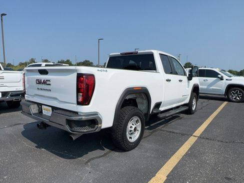 Certified 2024 GMC Sierra 2500 Pro w/ Convenience Package AWD/4WD image 3
