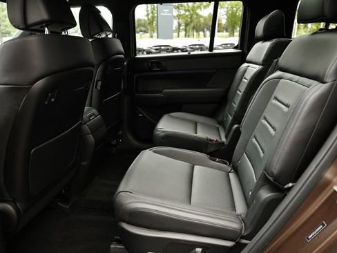 Certified 2025 Hyundai Santa Fe Calligraphy AWD/4WD image 27