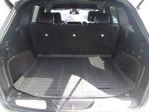 Used 2015 Jeep Grand Cherokee Limited w/ Trailer Tow Group IV image 12