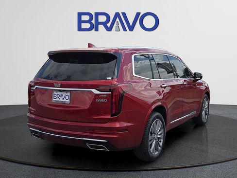 Used 2023 Cadillac XT6 Premium Luxury AWD/4WD image 4