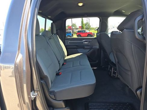 Used 2022 RAM 1500 Big Horn AWD/4WD image 18