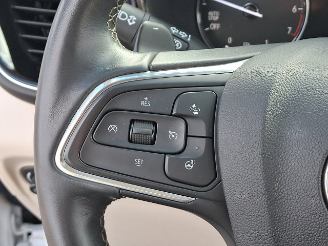Used 2023 Buick Envision Avenir AWD/4WD image 7