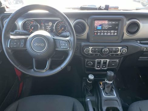 Used 2020 Jeep Wrangler Sport image 11