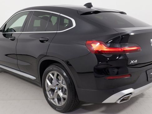 Used 2022 BMW X4 xDrive30i w/ Convenience Package image 25