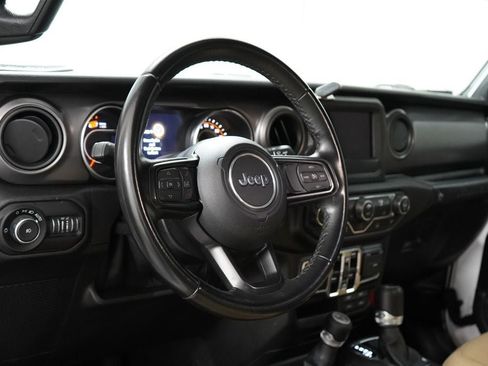 Used 2021 Jeep Wrangler Unlimited Sport AWD/4WD image 13