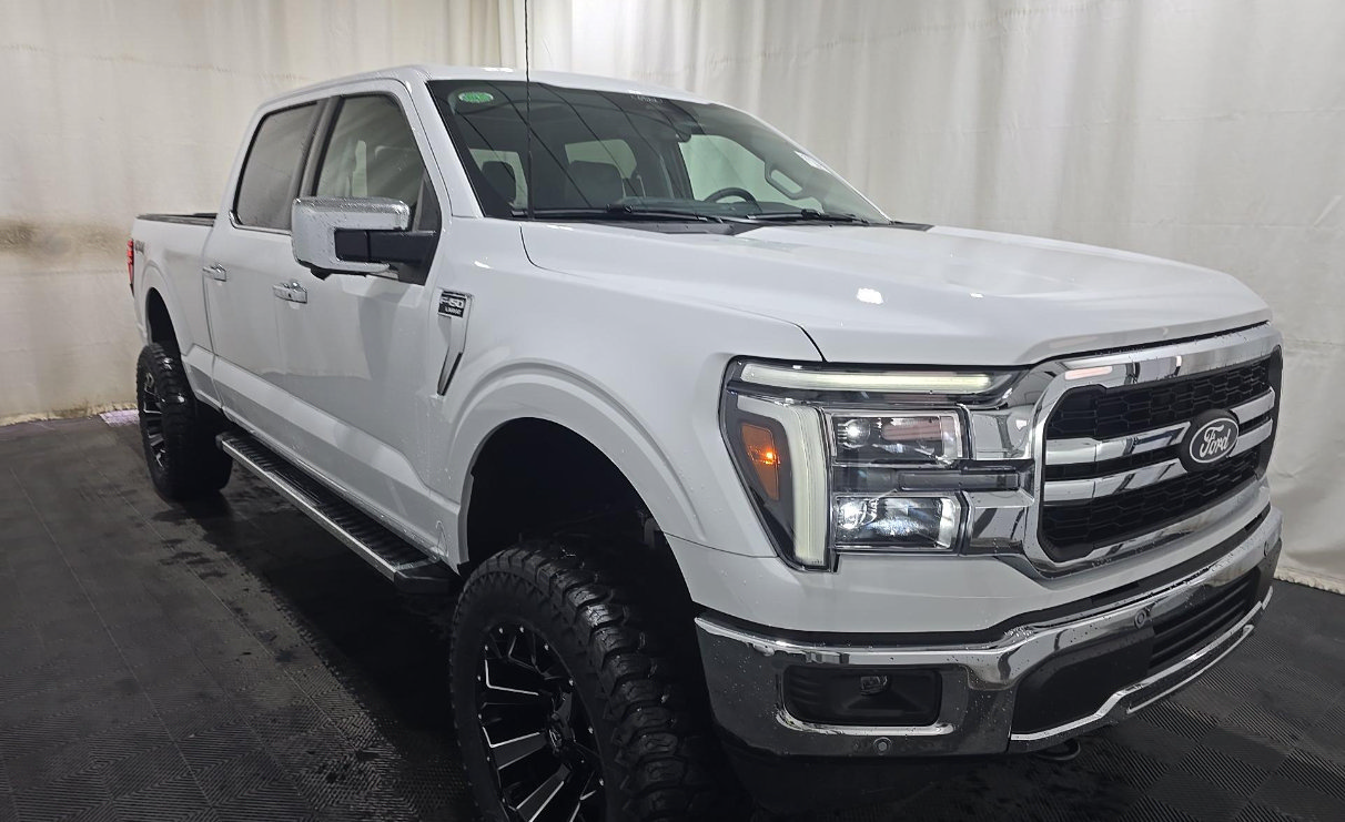 Used 2026 Ford F150 Lariat w/ Equipment Group 502A High AWD/4WD image 2