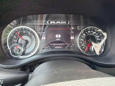 Used 2021 RAM 1500 Big Horn AWD/4WD image 8