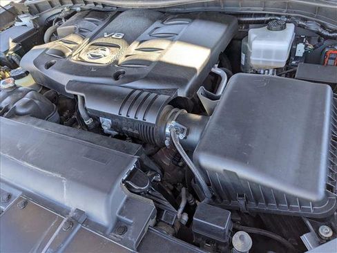 Used 2023 Nissan Armada SL w/ Captain's Chairs Package image 26