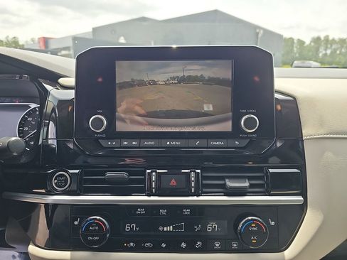 Used 2022 Nissan Pathfinder SV w/ SV Black Package FWD image 26