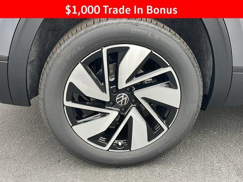 New 2025 Volkswagen Atlas SE AWD/4WD image 32