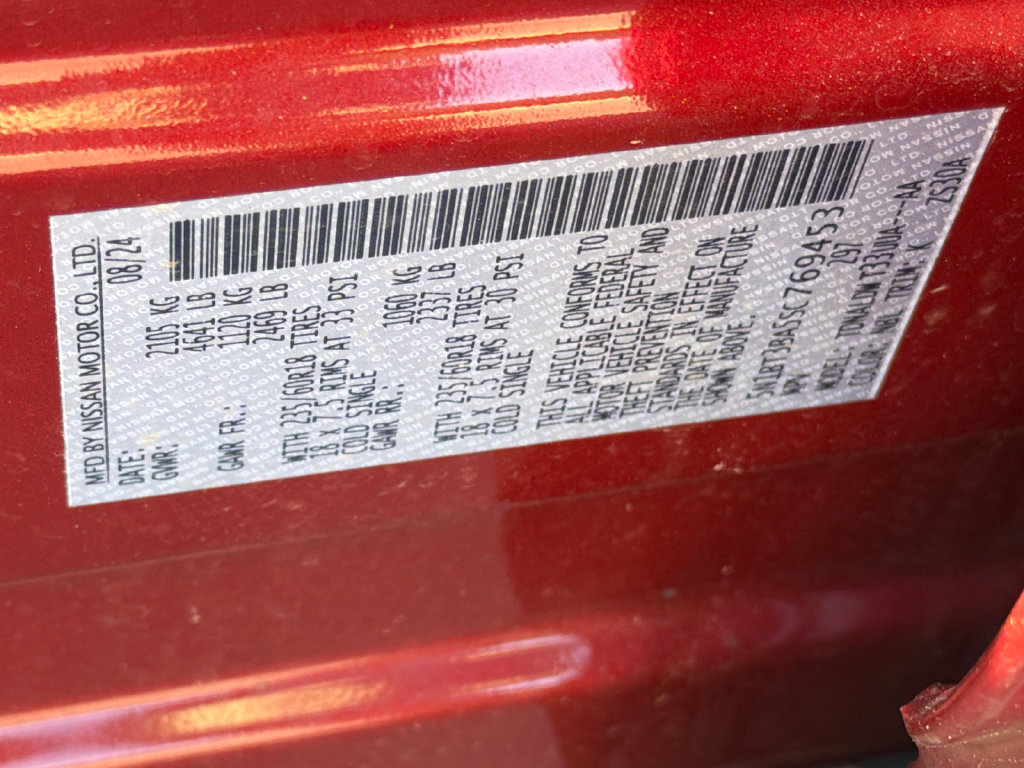 Used 2025 Nissan Rogue SV FWD image 33
