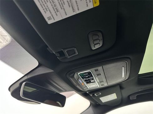 New 2026 Lincoln Nautilus Reserve w/ Jet Appearance Package image 32