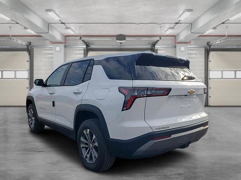 New 2026 Chevrolet Equinox LT image 5