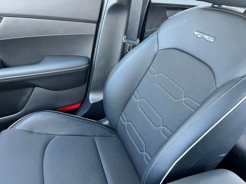 Used 2024 Kia Forte GT-Line image 28