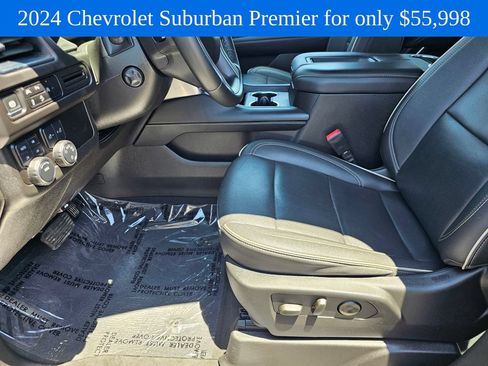 Used 2024 Chevrolet Suburban Premier AWD/4WD image 24