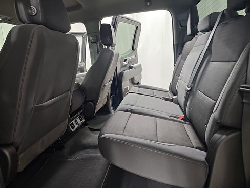 Certified 2024 Chevrolet Silverado 1500 LT image 26