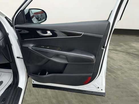 Used 2020 Kia Sorento LX w/ LX I4 Convenience Package image 15