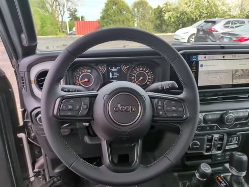 New 2026 Jeep Gladiator Sport AWD/4WD image 22