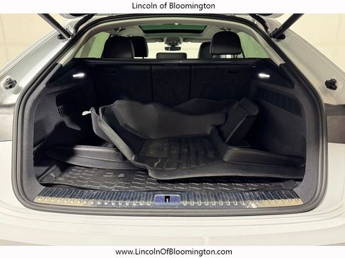 Used 2023 Audi Q8 Premium Plus w/ Premium Plus Package image 30