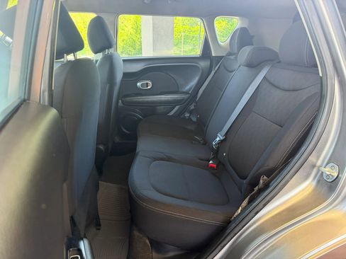 Used 2019 Kia Soul FWD image 21