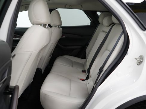 Used 2025 MAZDA CX-30 AWD 2.5 S w/ Premium Package image 16