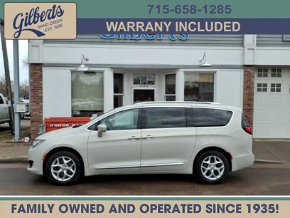 Used 2017 Chrysler Pacifica Touring-L Plus w/ Tire & Wheel Group