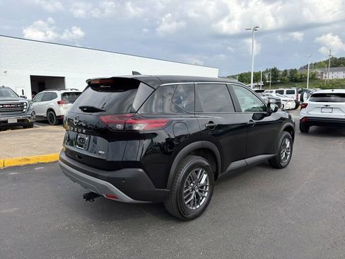 Used 2023 Nissan Rogue S AWD/4WD image 4