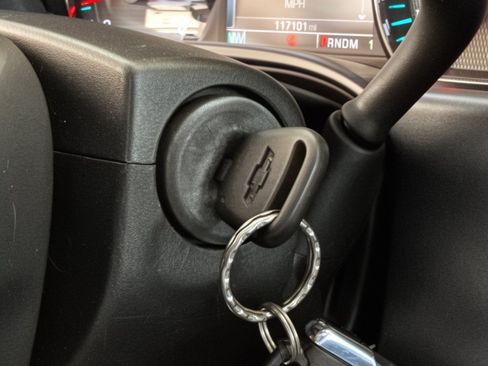 Used 2015 Chevrolet Silverado 2500 LTZ AWD/4WD image 20