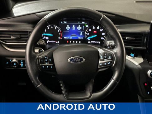 Used 2020 Ford Explorer XLT w/ Equipment Group 202A AWD/4WD image 12