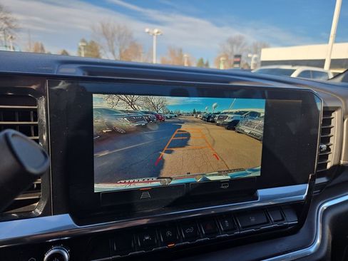 Used 2025 GMC Sierra 1500 SLT image 26