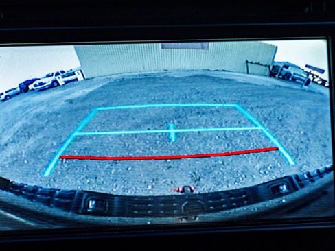 Used 2018 Toyota Tacoma SR image 14