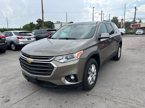 Used 2020 Chevrolet Traverse LT FWD image 7