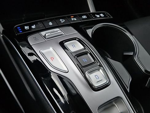 Used 2024 Hyundai Tucson Limited image 25