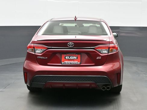 Used 2022 Toyota Corolla SE w/ Carpet Mat Package (TMS) FWD image 5