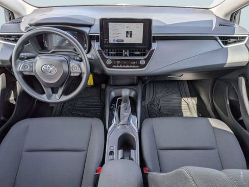Used 2026 Toyota Corolla LE FWD image 13