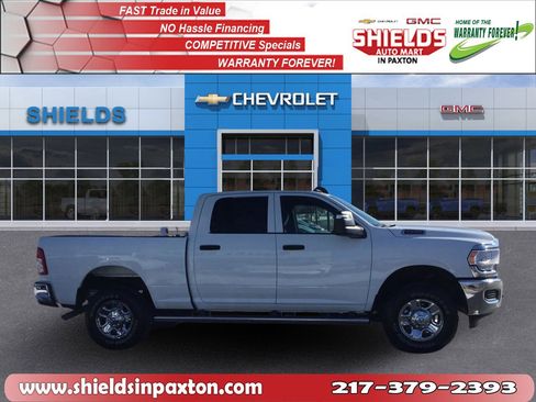 Used 2024 RAM 2500 Tradesman w/ Chrome Appearance Group image 5