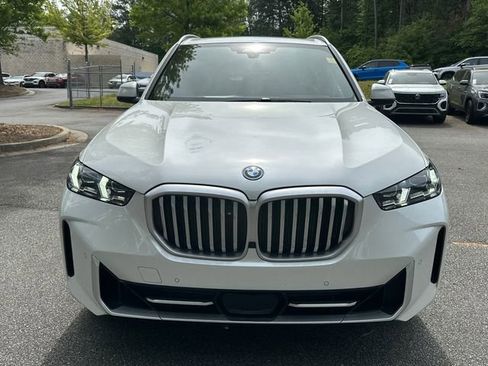 Used 2025 BMW X5 xDrive50e w/ Executive Package AWD/4WD image 2