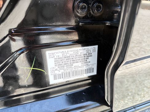 Used 2025 Nissan Sentra SV FWD image 45