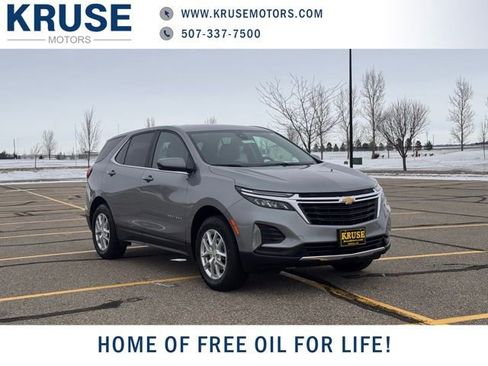 Used 2023 Chevrolet Equinox LT image 1