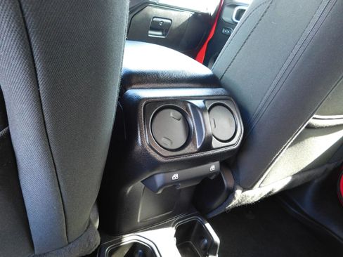 Used 2020 Jeep Gladiator Sport w/ Quick Order Package 24S image 15